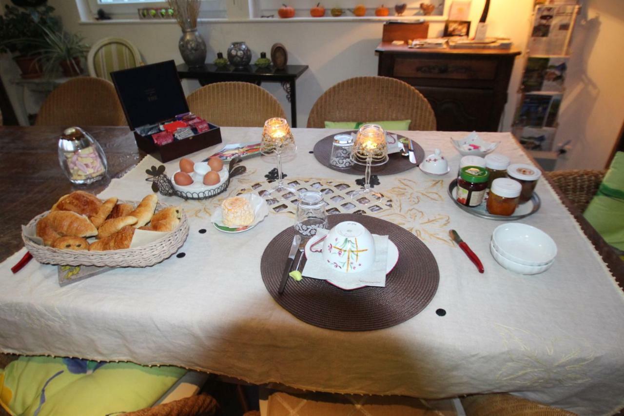 Bed and Breakfast Roulotte la Dominique à Romery  Extérieur photo